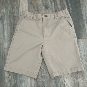 Vineyard vines boys khaki chino shorts size 14